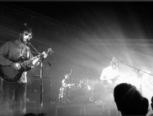 Here We Go Magic / Dr. Dog on Nov 11, 2010 [370-small]