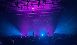 Houndmouth / Taylor McCall on Nov 15, 2024 [893-small]