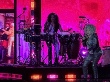 tags: Cyndi Lauper, Tampa, Florida, United States, Amalie Arena - Cyndi Lauper / Emily Estefan on Nov 6, 2024 [102-small]