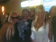 Mötley Crüe / Poison / New York Dolls on Aug 12, 2011 [887-small]