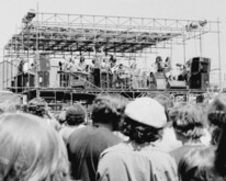 LIGHTHOUSE: Paul Hoffert, (keyboards), Bob McBride Vocals, Louie Yacknin (bass), Skip Procop (drums) and Ralph Cole (guitar)., Beggars Banquet @ Borough Of York Stadium on Jun 26, 1971 [180-small]