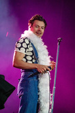 Harry Styles / Mitski on Jun 16, 2022 [567-small]